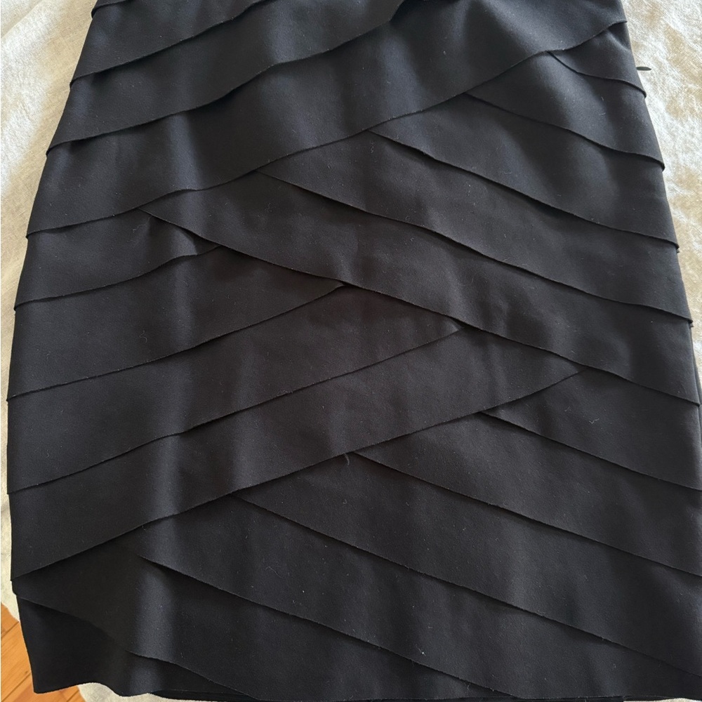 White House Black Market Black Tiered Lined Skirt, zipper and stretch
